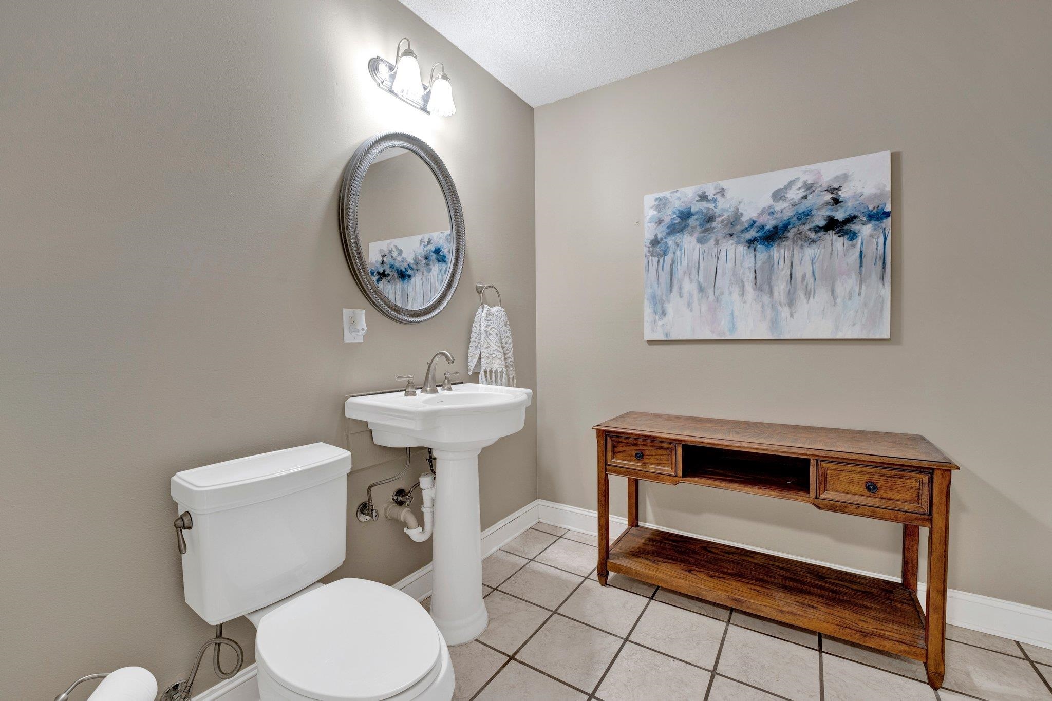 4717 Oak Road Bartlett, TN 38002 - Photo 15 of 38 Downstairs half bath that is plumbed to be a full bath. Located off the mudroom and garage.