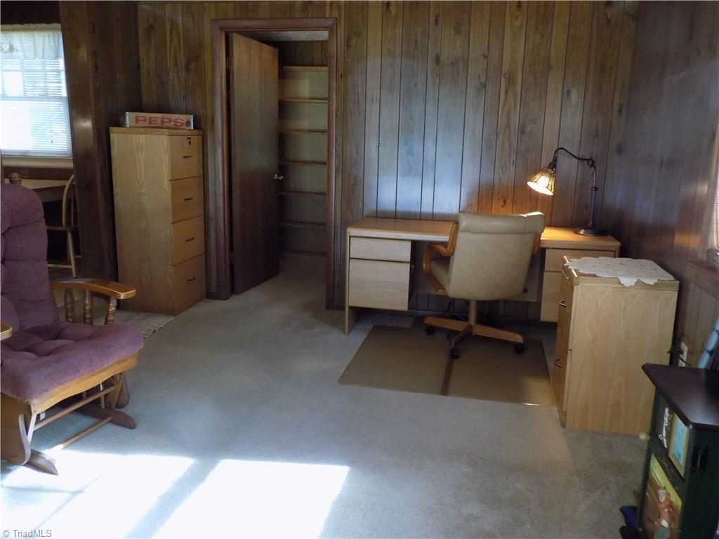 3413 Pine Valley Road High Point, NC 27265 - Photo 11 of 26 Den