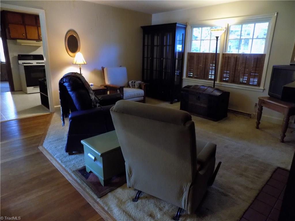 3413 Pine Valley Road High Point, NC 27265 - Photo 8 of 26 Living Room 2