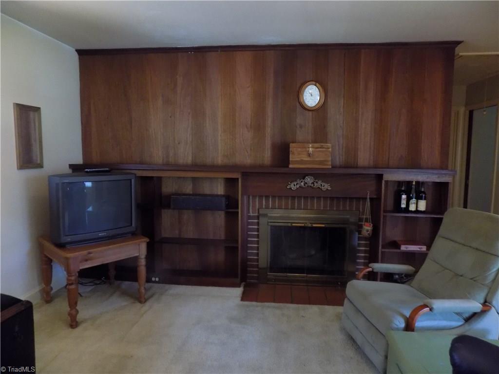 3413 Pine Valley Road High Point, NC 27265 - Photo 9 of 26 Living Room w/ fireplace