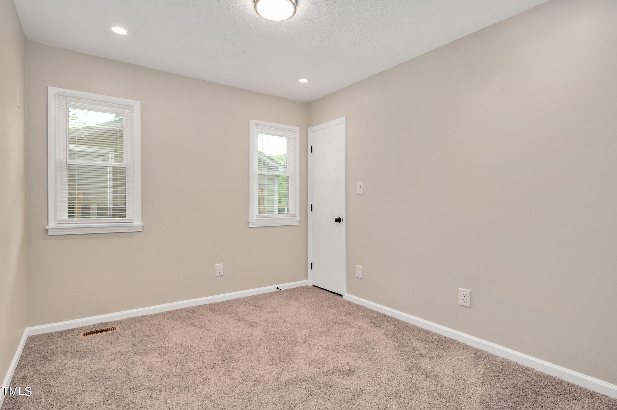 3712 Summer Place Raleigh, NC 27604 - Photo 17 of 25 3712 Summer Place Raleigh_JRKnowles_Phot