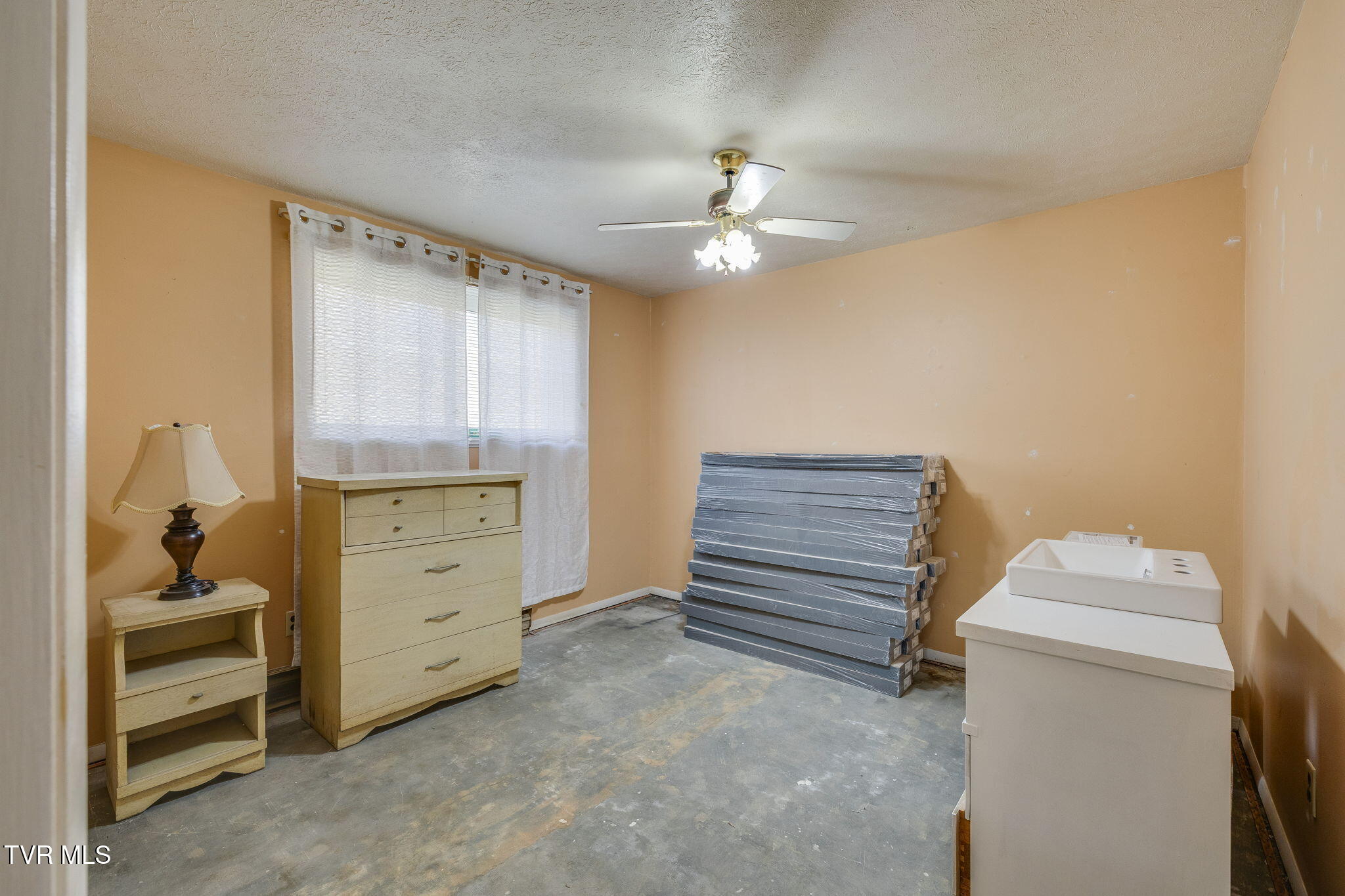 520 Silver Grove Road Bluff City, TN 37618 - Photo 25 of 30 027