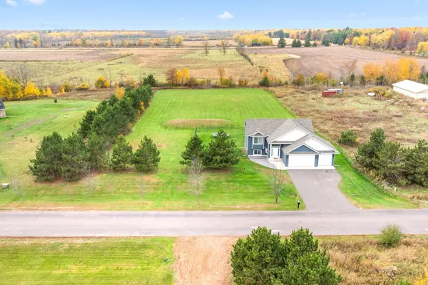 $399,900 | 1325 Carriage Hill Drive, Hinckley, MN 55037