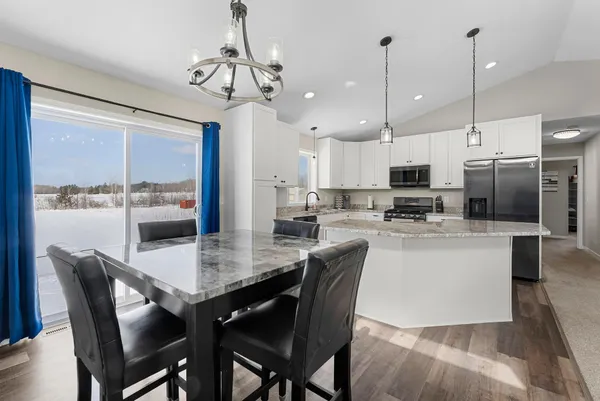 $399,900 | 1325 Carriage Hill Drive, Hinckley, MN 55037