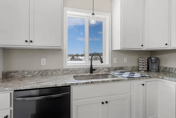 $399,900 | 1325 Carriage Hill Drive, Hinckley, MN 55037