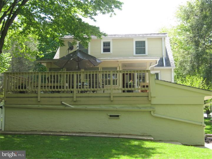 344 Rockland Road Wayne, PA 19087 - Photo 4 of 24 Deck