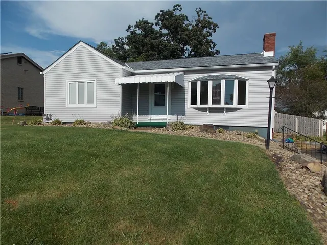 $1,900 | 511 Pearl Avenue, Mars, PA 16046