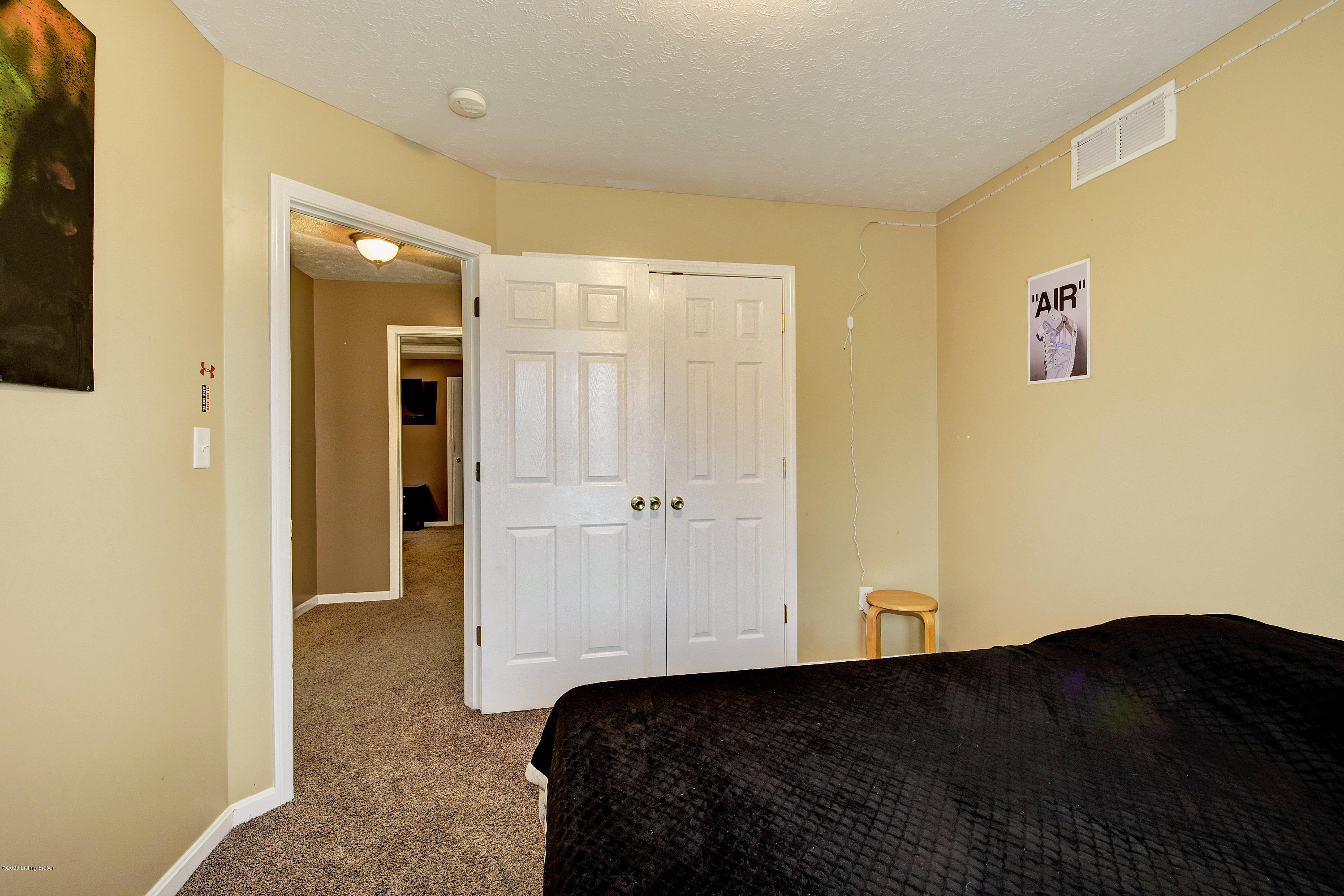 6902 Barbrook Road Louisville, KY 40258 - Photo 18 of 27 _DSC2330_2_3