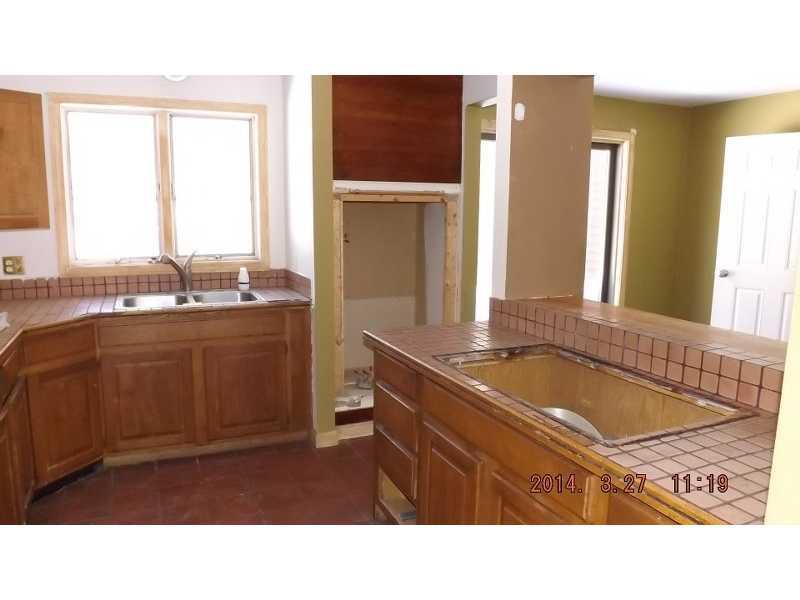 16 Lemandeau Road Sanford, ME 04073 - Photo 6 of 9 Kitchen.