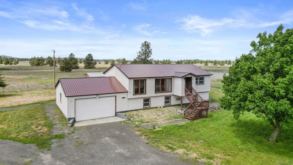 13204 West White Road Spokane, WA 99224 - Photo 1 of 46