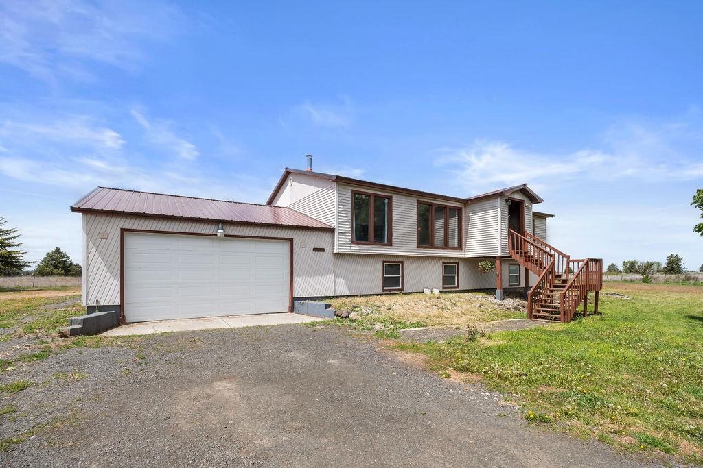 13204 West White Road Spokane, WA 99224 - Photo 2 of 46