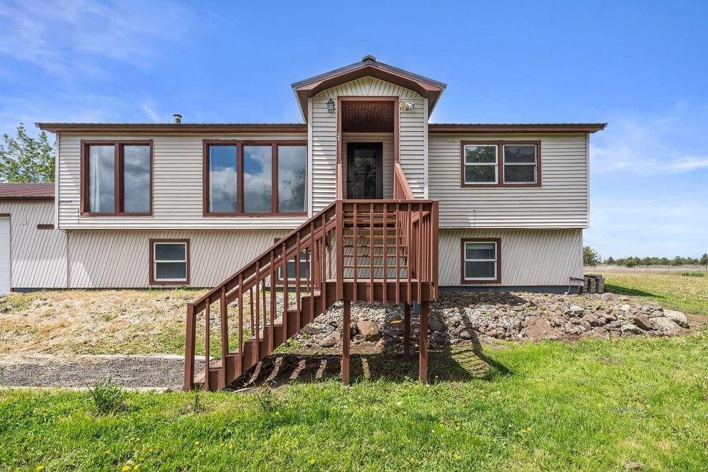 13204 West White Road Spokane, WA 99224 - Photo 3 of 46