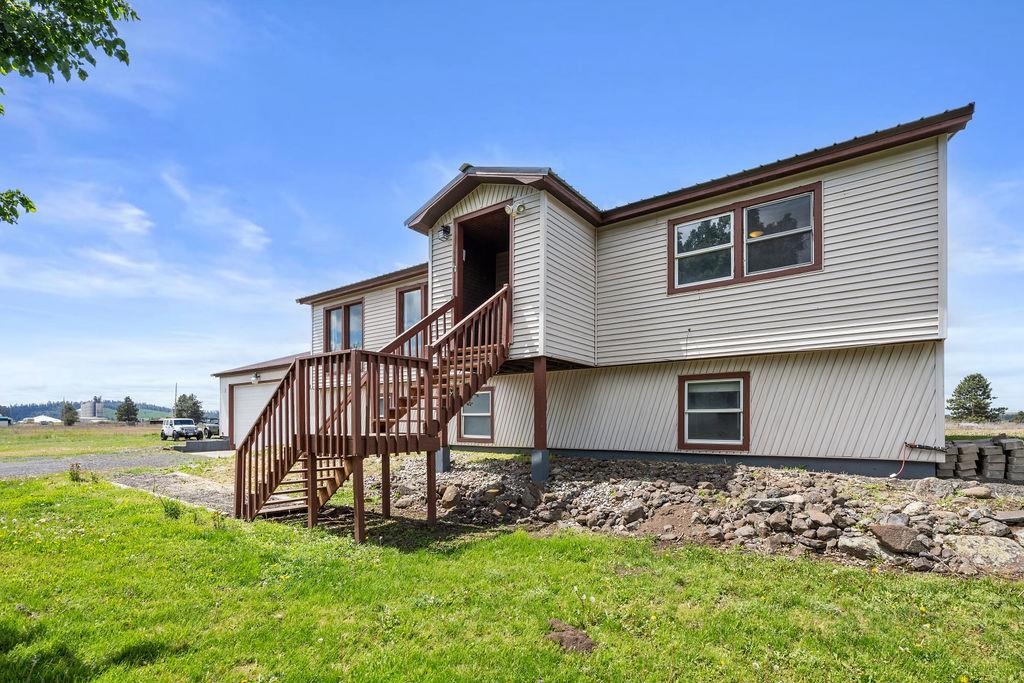 13204 West White Road Spokane, WA 99224 - Photo 4 of 46
