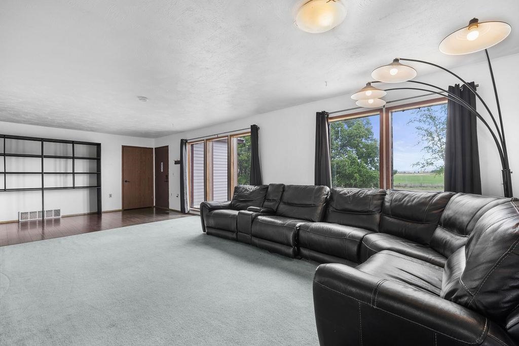 13204 West White Road Spokane, WA 99224 - Photo 10 of 46