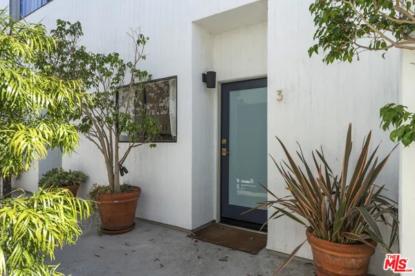 $4,550 | 2500 Abbot Kinney Boulevard, Unit 3, Venice, CA 90291