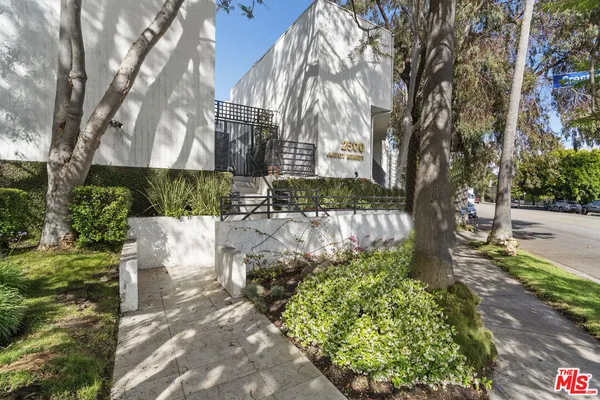 $4,550 | 2500 Abbot Kinney Boulevard, Unit 3, Venice, CA 90291