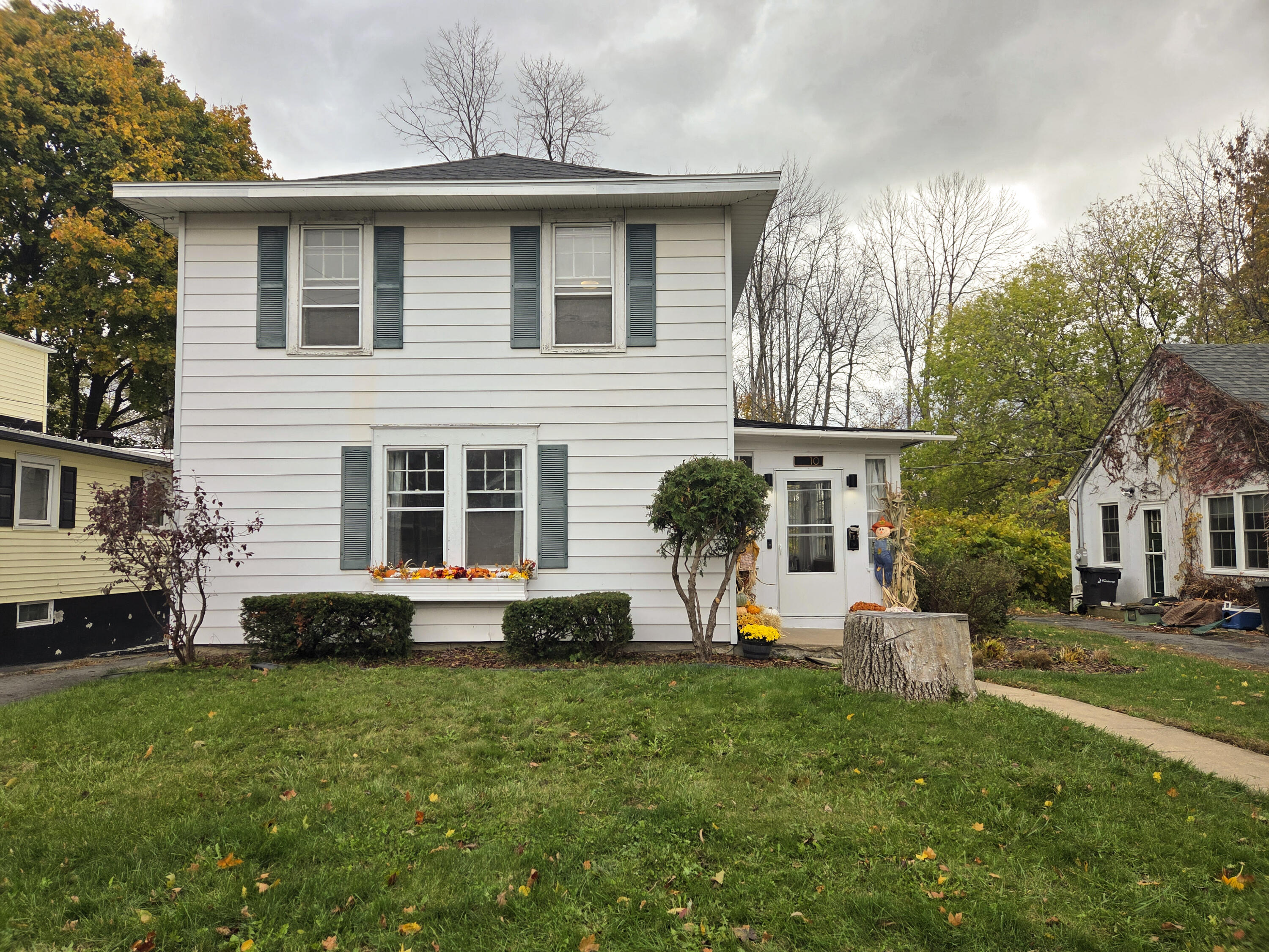 10 Addoms Street Plattsburgh, NY 12901 - Photo 2 of 31