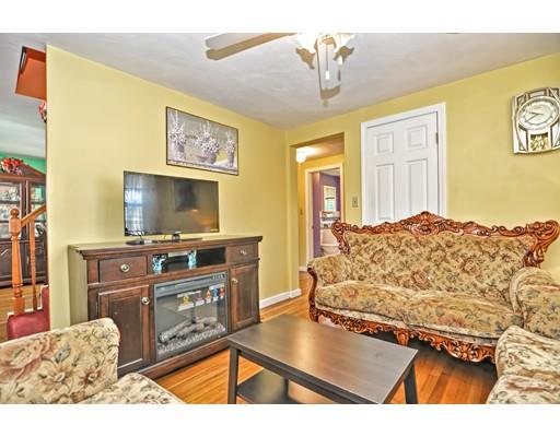 55 Lewiston Street Boston, MA 02136 - Photo 3 of 21