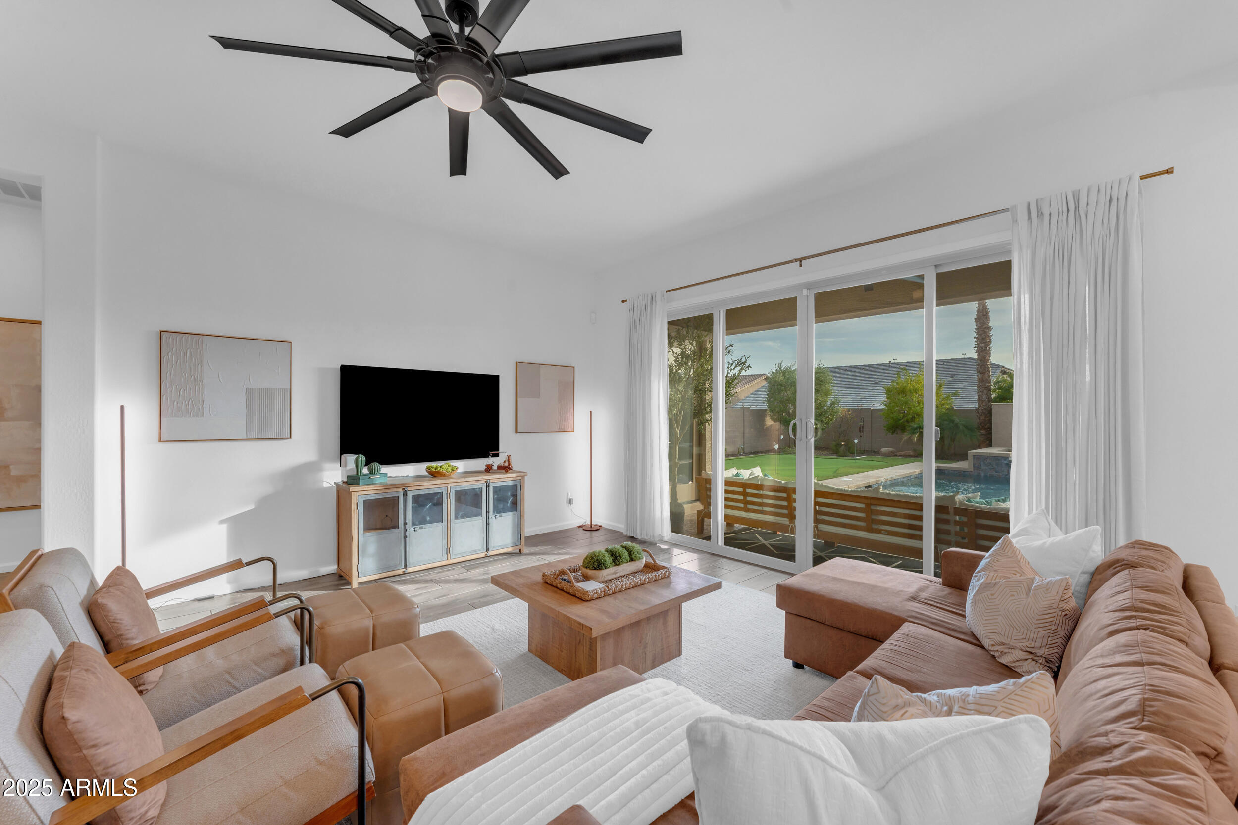 18551 West Desert Trumpet Road Goodyear, AZ 85338 - Photo 14 of 106 35_dsc03000