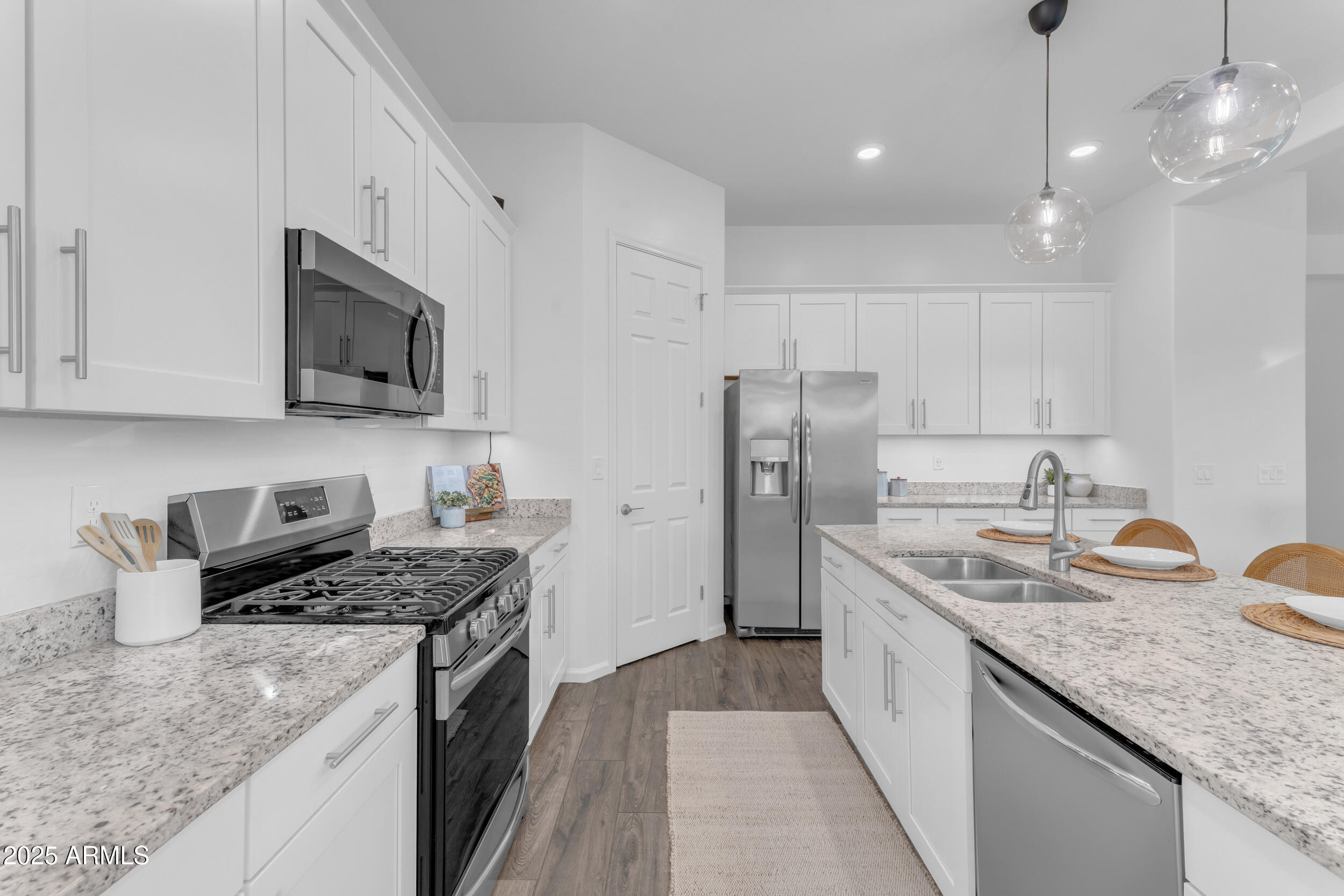 18551 West Desert Trumpet Road Goodyear, AZ 85338 - Photo 20 of 106 42_dsc03021