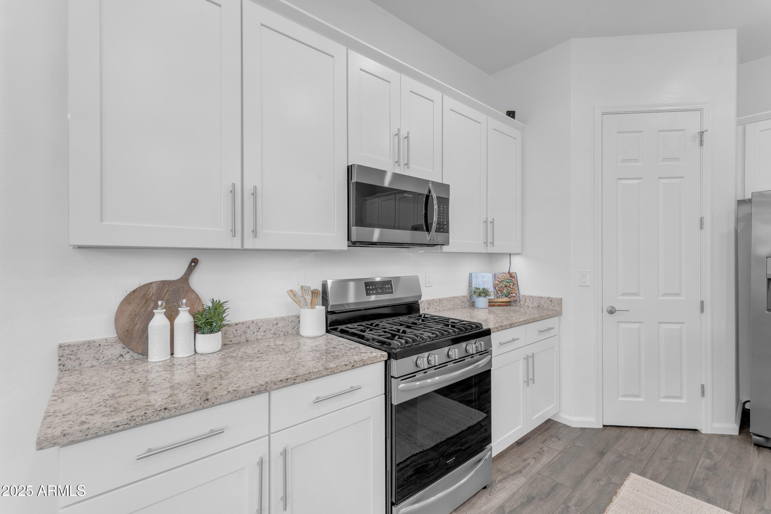 18551 West Desert Trumpet Road Goodyear, AZ 85338 - Photo 24 of 106 43_dsc03024