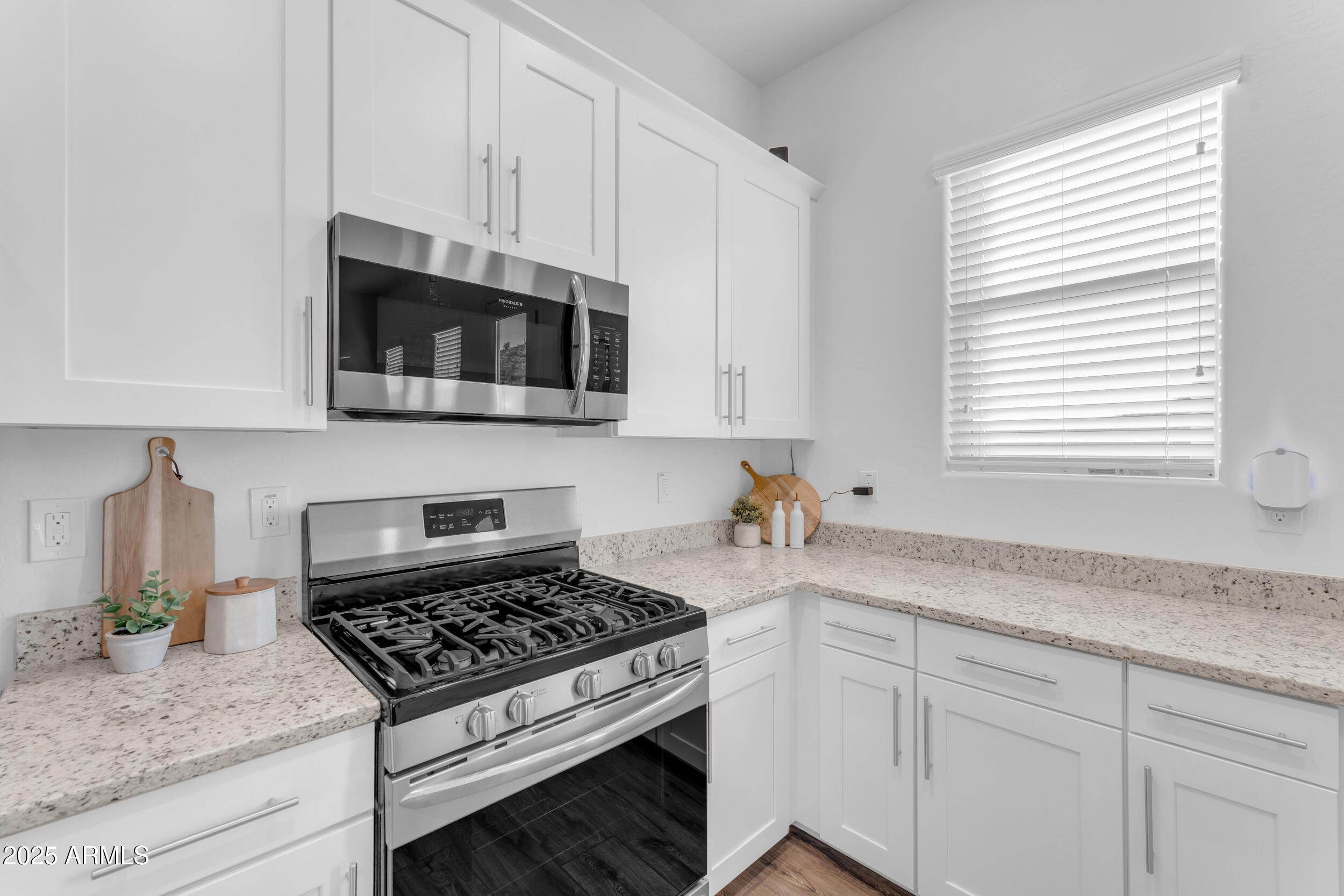 18551 West Desert Trumpet Road Goodyear, AZ 85338 - Photo 58 of 106 75_dsc03127