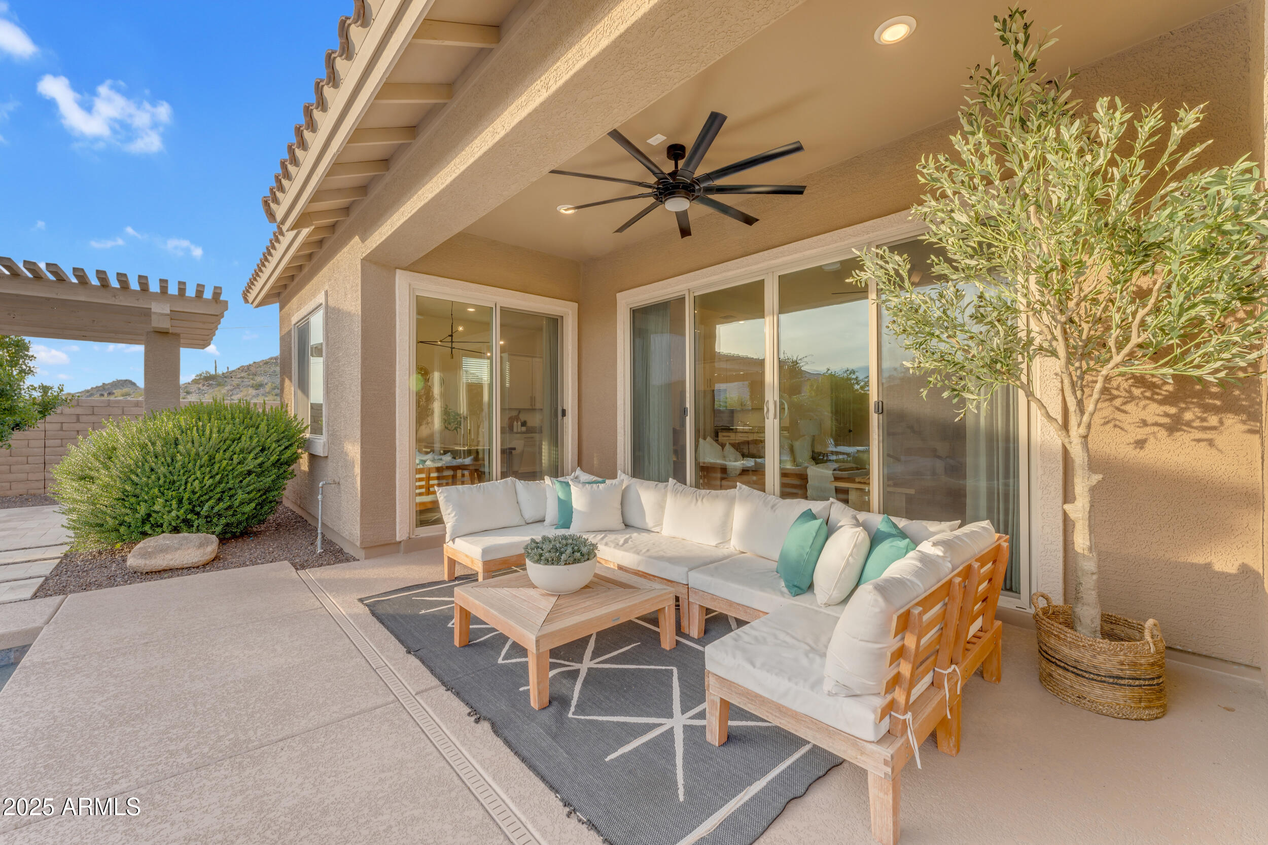 18551 West Desert Trumpet Road Goodyear, AZ 85338 - Photo 75 of 106 93_dsc03154