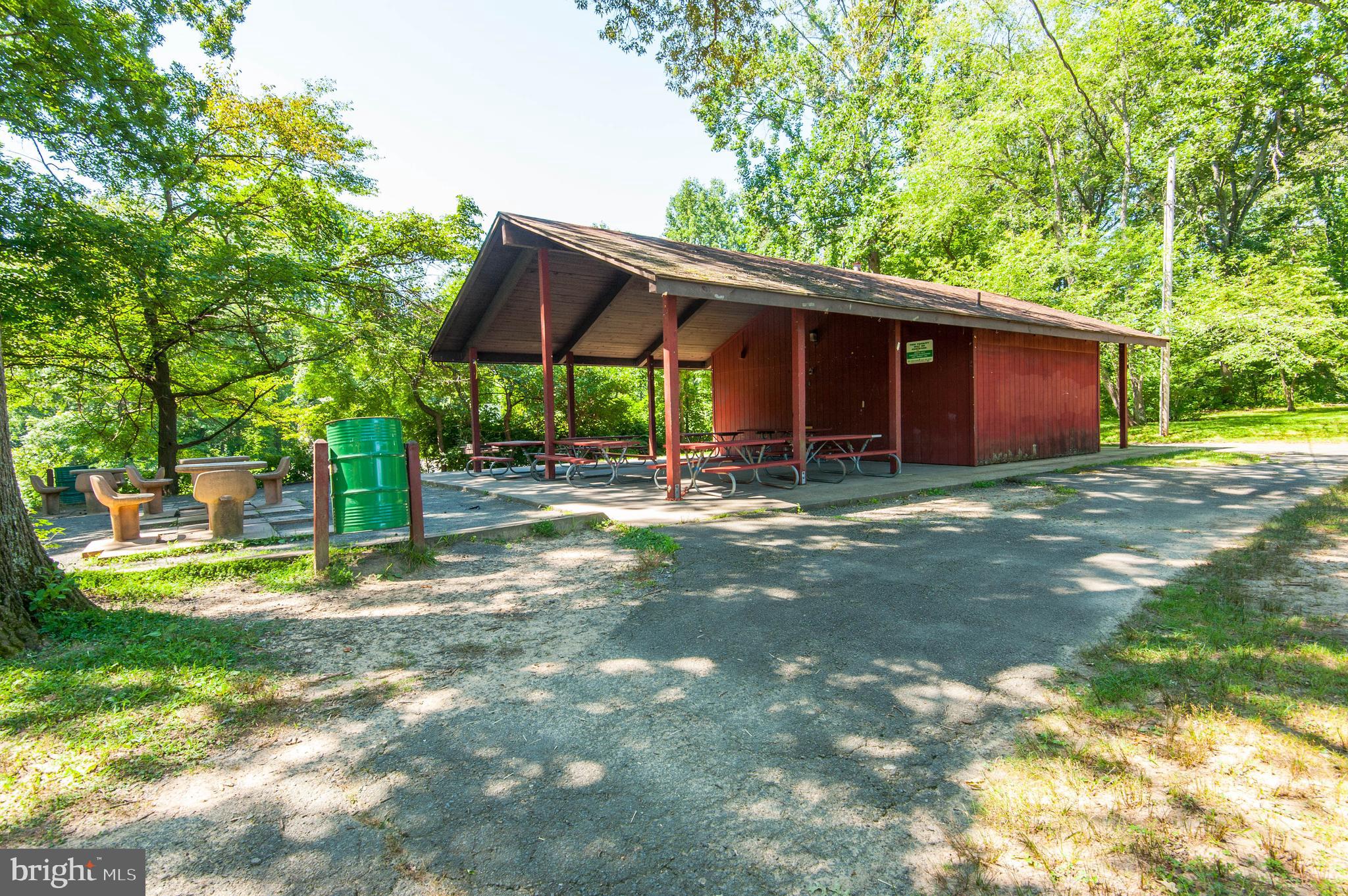 6925 Barrett Road Falls Church, VA 22042 - Photo 67 of 75 Gallery Image 67