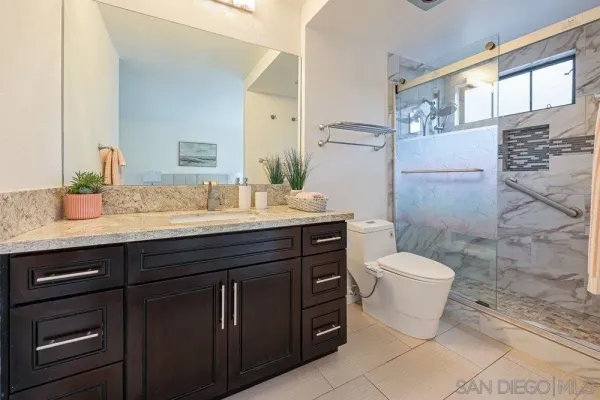 $799,000 | 8860 Villa La Jolla Drive, Unit 217, La Jolla, CA 92037