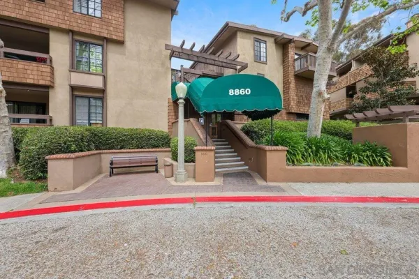 $799,000 | 8860 Villa La Jolla Drive, Unit 217, La Jolla, CA 92037