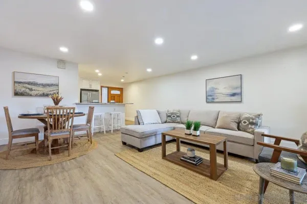 $799,000 | 8860 Villa La Jolla Drive, Unit 217, La Jolla, CA 92037