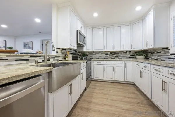 $799,000 | 8860 Villa La Jolla Drive, Unit 217, La Jolla, CA 92037