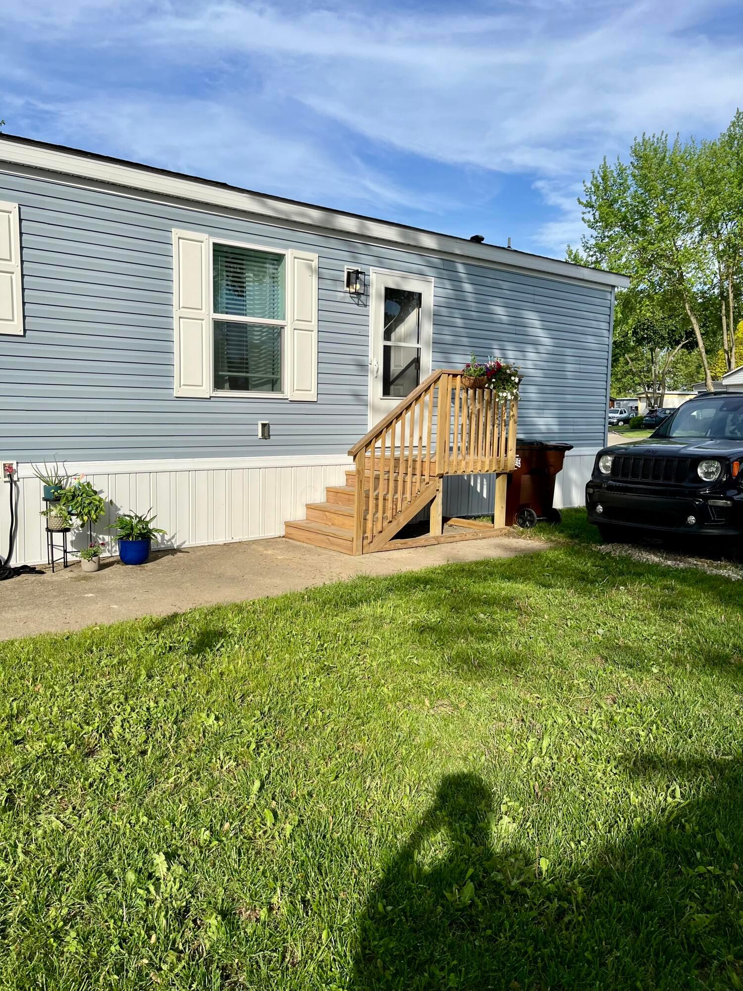 8565 Smith-Calhoun Road, Unit 169 Plain City, OH 43064 - Photo 2 of 10
