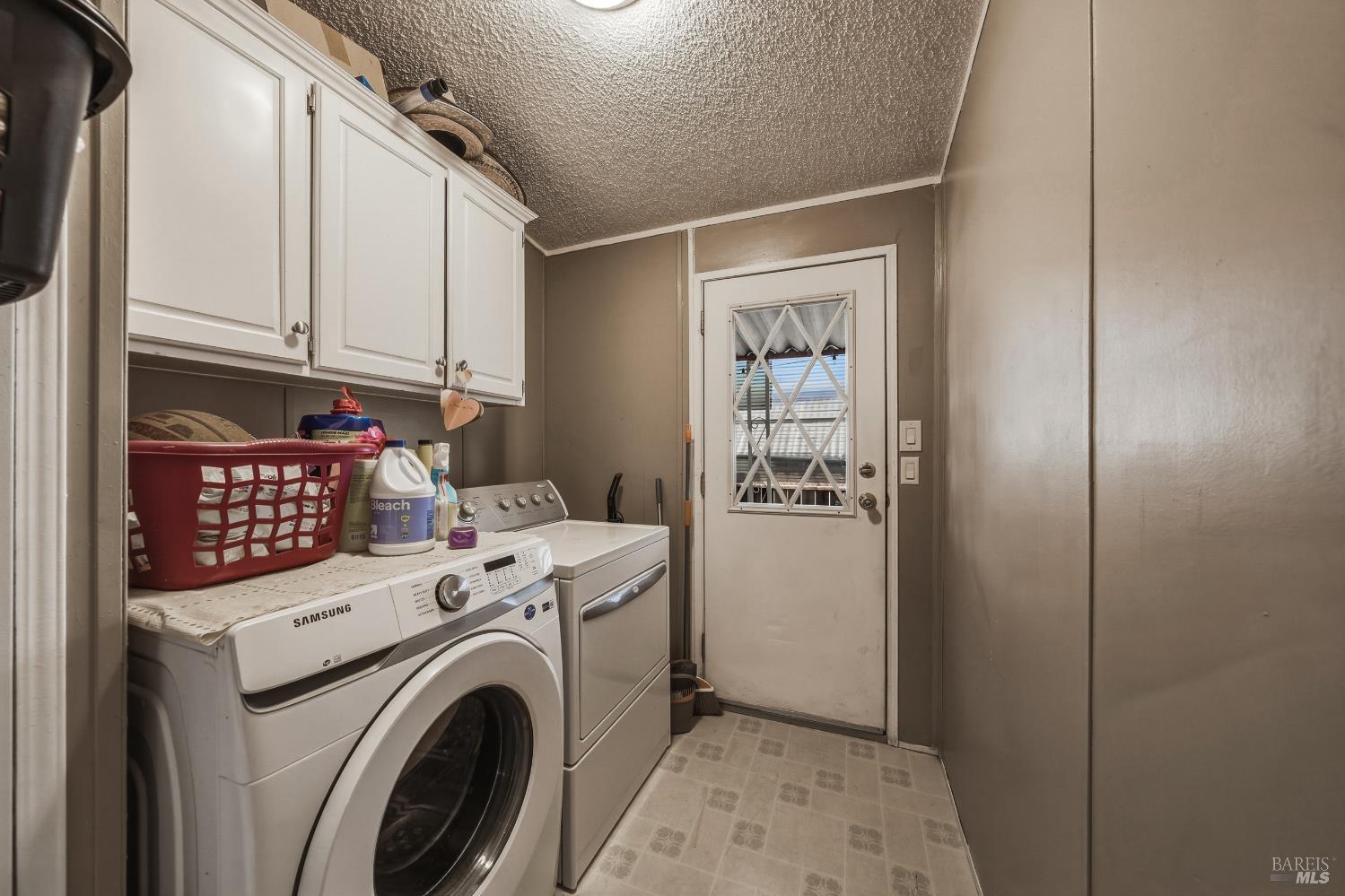 436 McCoy Avenue Santa Rosa, CA 95407 - Photo 21 of 27 a utility room with dryer and washer