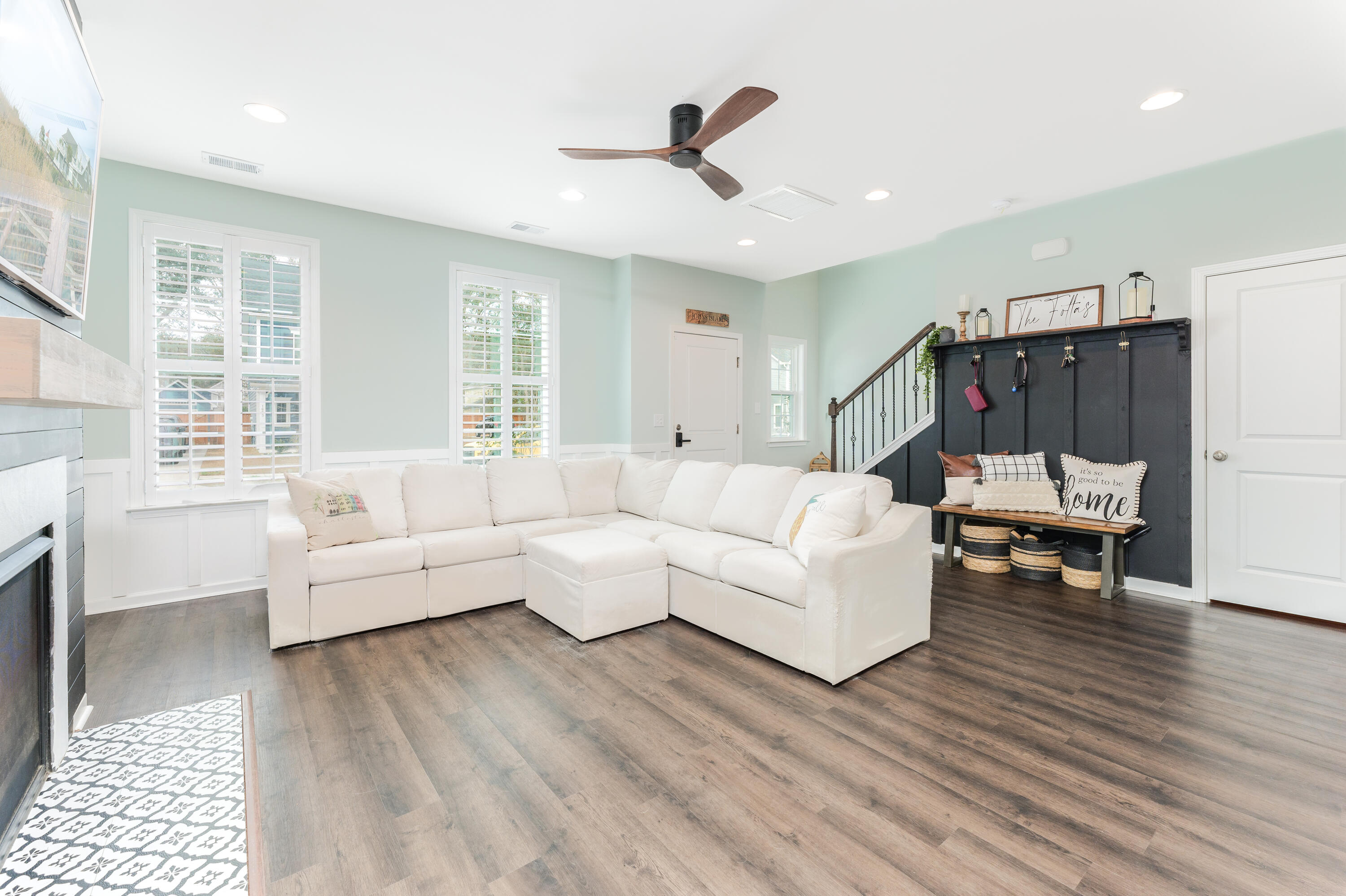 1694 Emmets Road Johns Island, SC 29455 - Photo 6 of 33 P1016338-Edit