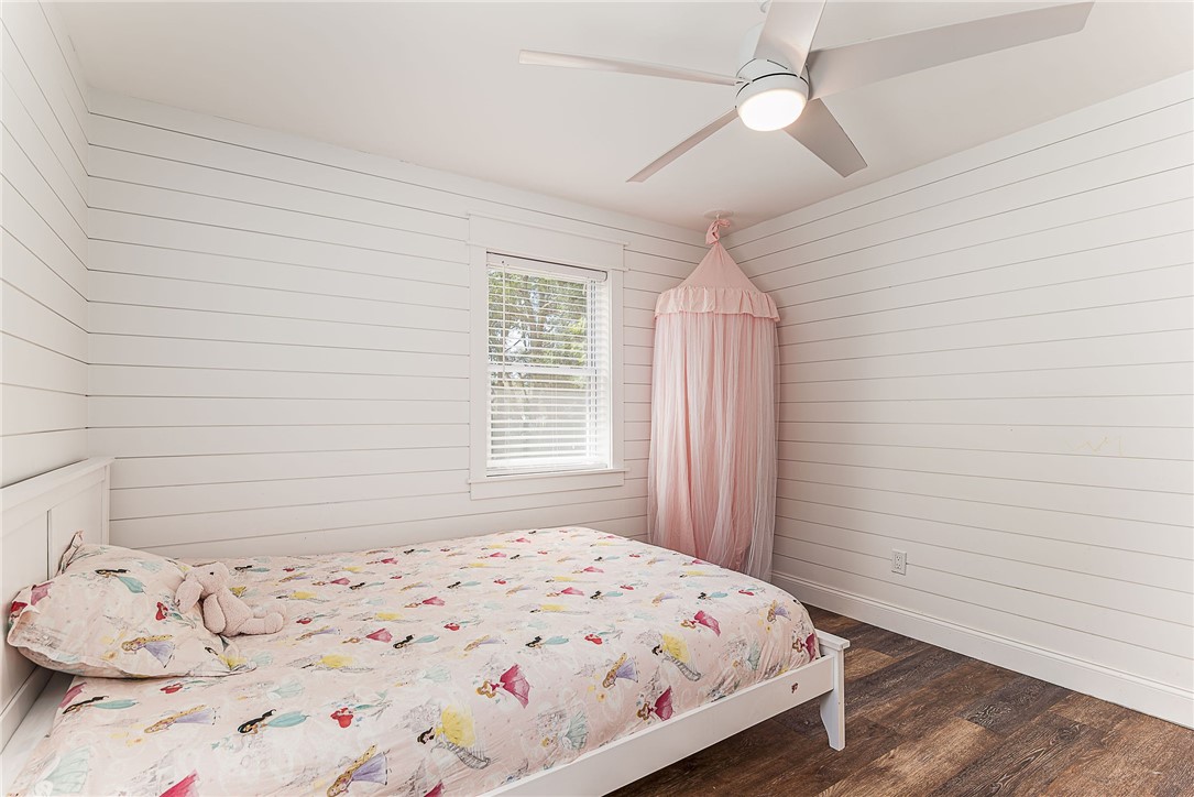 189 Shore Road Westerly, RI 02891 - Photo 22 of 30