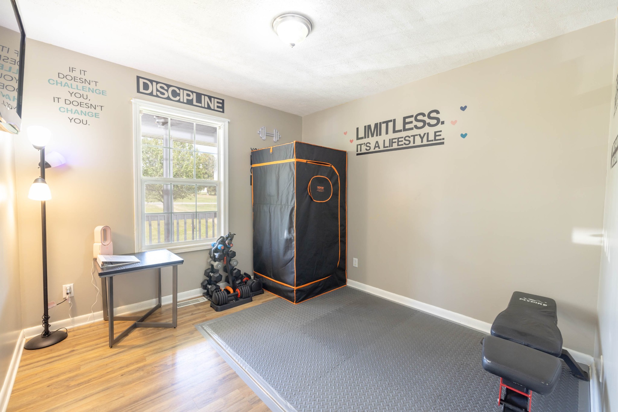 135 Corinth Road Portland, TN 37148 - Photo 15 of 44 a view of workspace