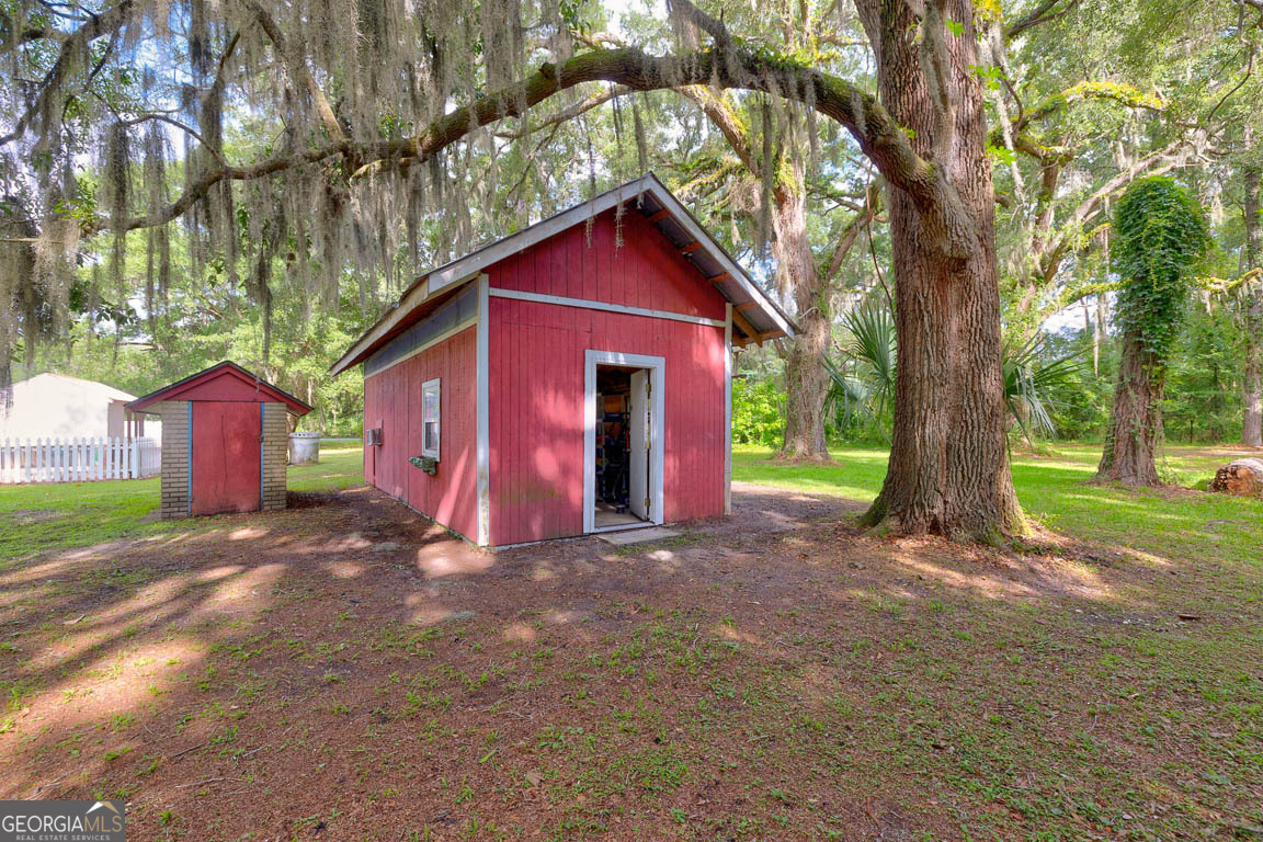 173 Fish Hall Road Brunswick, GA 31523 - Photo 37 of 52