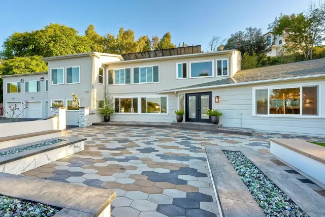 $2,250,000 | 9945 Alto Drive, La Mesa, CA 91941