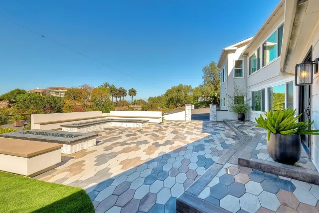 $2,250,000 | 9945 Alto Drive, La Mesa, CA 91941