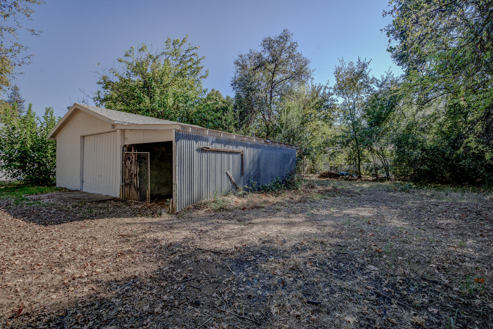 5536 Willow Road Redding, CA 96001 - Photo 27 of 30 5536WillowRd-30