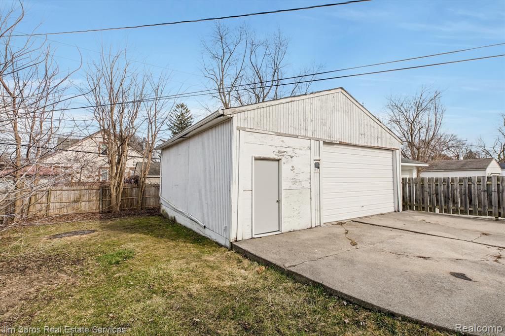 454 Alter Road Detroit, MI 48215 - Photo 3 of 14