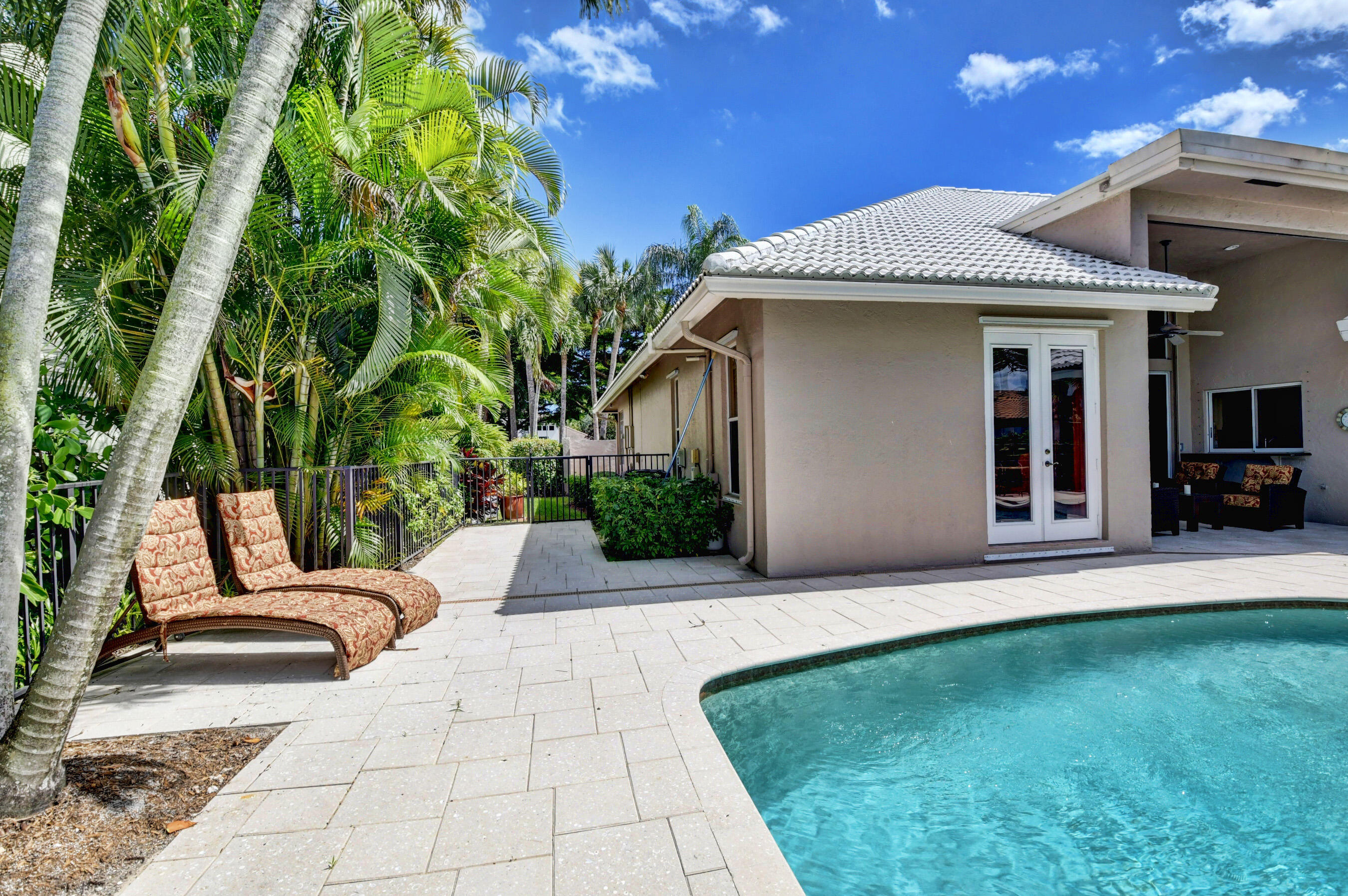 1061 Southwest 21st Avenue Boca Raton, FL 33486 - Photo 16 of 71 23_dsc_9201_2_3_4_5