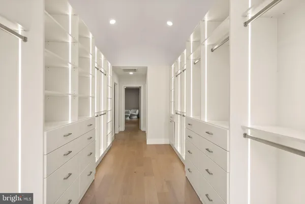 $2,475,000 | 11115 Streamview Court, Great Falls, VA 22066