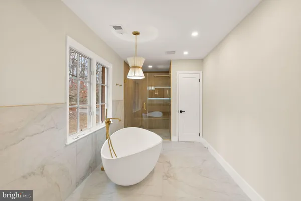 $2,475,000 | 11115 Streamview Court, Great Falls, VA 22066