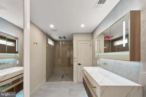 $2,475,000 | 11115 Streamview Court, Great Falls, VA 22066