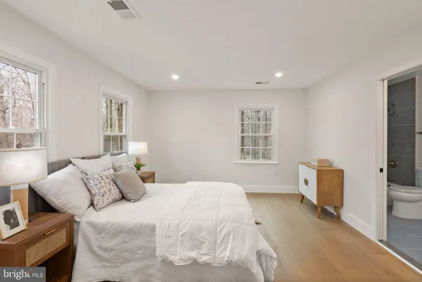 $2,475,000 | 11115 Streamview Court, Great Falls, VA 22066