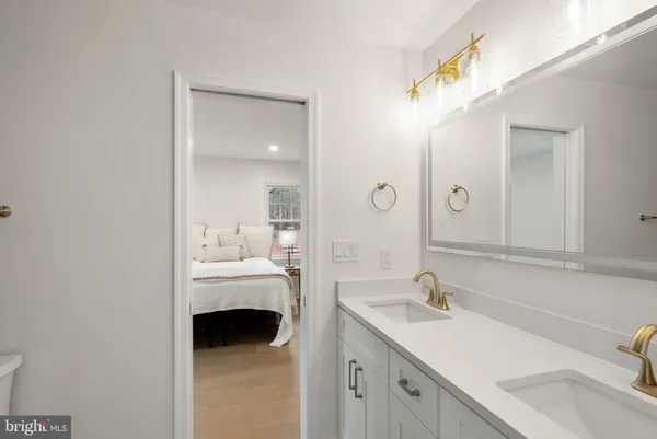 $2,475,000 | 11115 Streamview Court, Great Falls, VA 22066