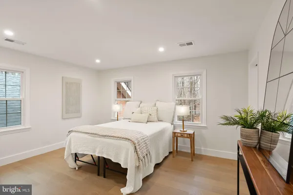 $2,475,000 | 11115 Streamview Court, Great Falls, VA 22066