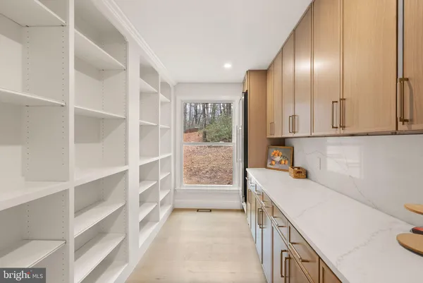 $2,475,000 | 11115 Streamview Court, Great Falls, VA 22066